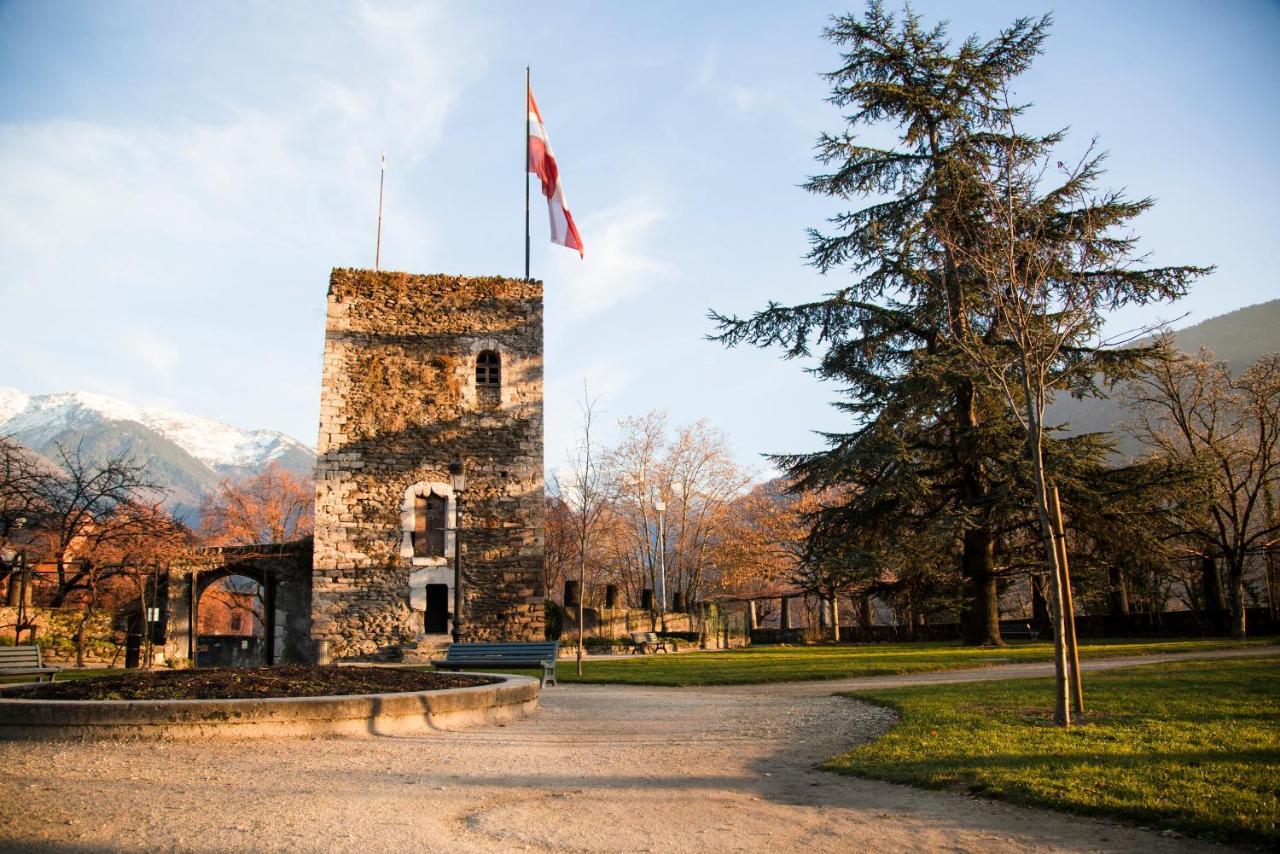 Ulvf La Citadelle De Conflans Hotel Albertville Buitenkant foto